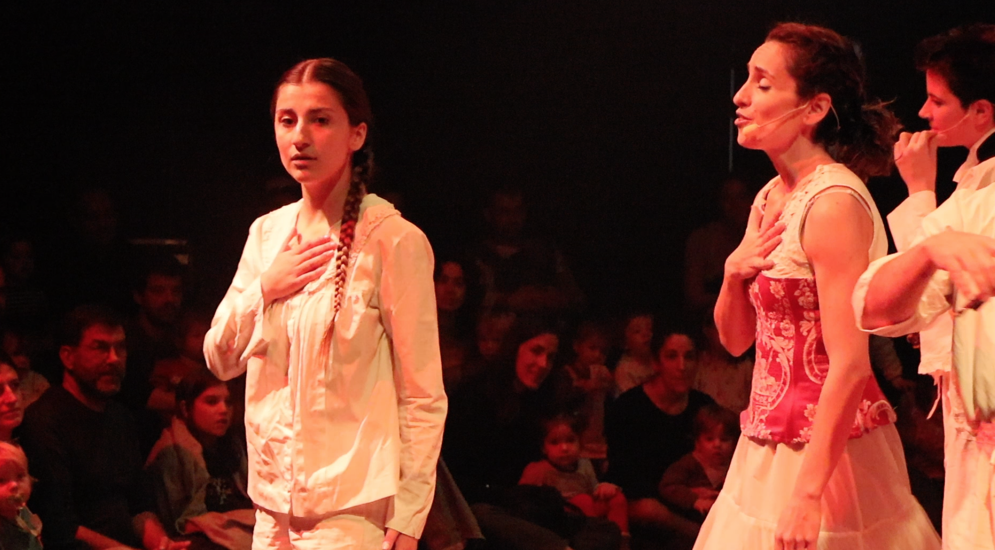 ‘Madame Lumière’, l’espectacle per introduir el teatre a la primera infància