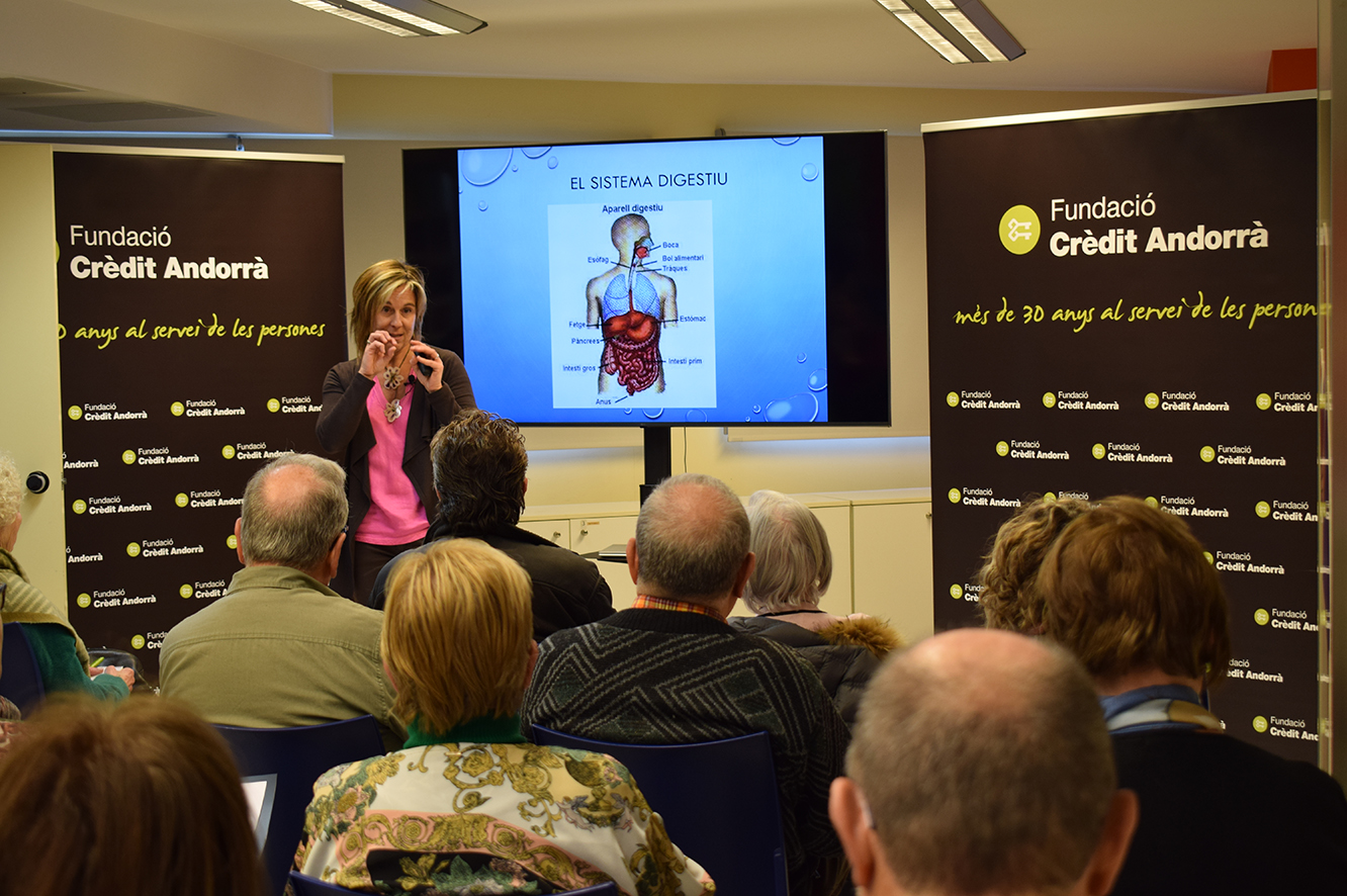 L’espai acull una xerrada de Marta Pons sobre alimentació i digestió